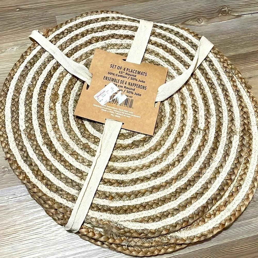 Novo jute kitchen placemats Spiral Tan Cream Set of 4 NWT 15” Round Boho Chic